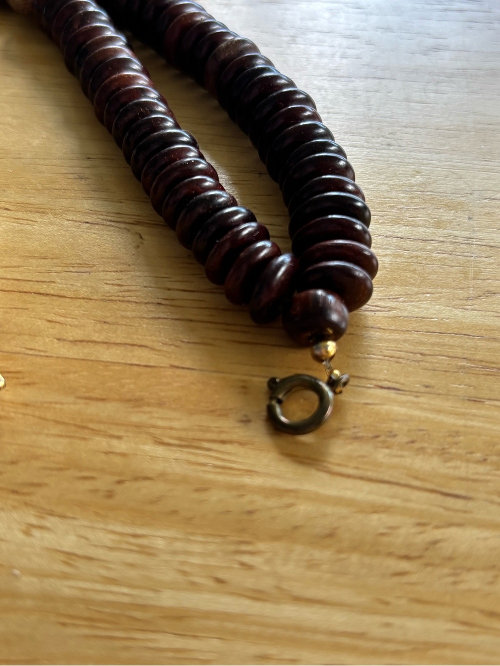 Vintage 1970’s Wooden Statement Necklace in Brown and Tan- choker - Picture 9 of 13